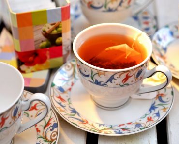 Your Tea Bags Contain Plastics, Chlorine-Bleach, and Artificial Flavors! Your Tea Bags Contain Plastics, Chlorine-Bleach, and Artificial Flavors!